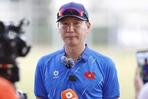 HLV Kim Sang-sik và hành trình vực dậy tuyển Việt Nam hướng tới Asian Cup 2027