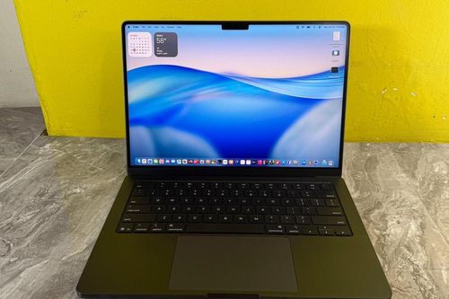 Apple chính thức bán MacBook Pro M5 và iPad 11 tân trang với giá từ 7.87 triệu đồng