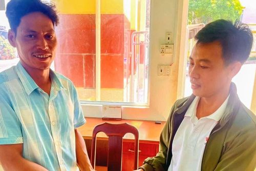 Nhặt được của rơi, trả lại người mất tại xã Krông Nô