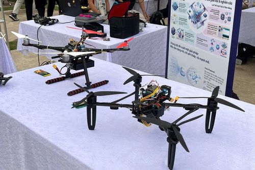 Sinh viên UTT 'trình làng' loạt sản phẩm công nghệ tại Ngày hội Demo