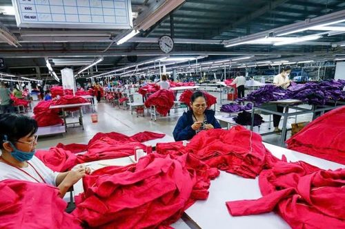 Doanh nghiệp xuất khẩu căng mình giữ đà tăng trưởng