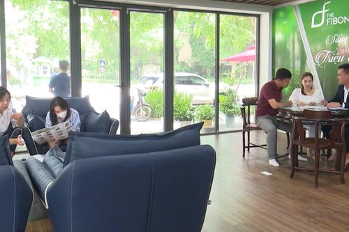 Đề xuất siết tình trạng mua bán nhà đất 'hai giá'
