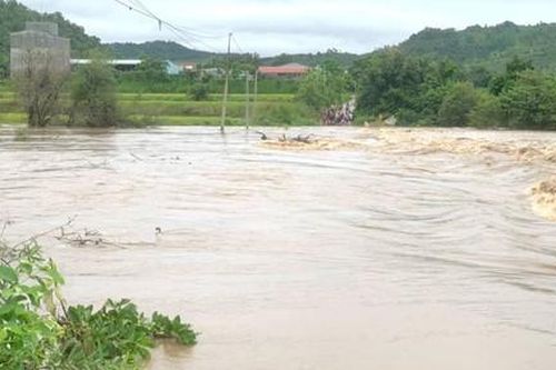 Xây cầu Mơ Năng 2: Phá thế cô lập cho hàng trăm hộ dân 'chưa mưa đã ngập'