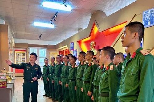 Trung đoàn 692, Sư đoàn Bộ binh 301: Tự hào 72 năm truyền thống đơn vị Anh hùng