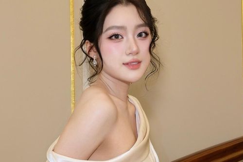 Phương Oanh: 'Hành trình phía trước chắc chắn sẽ không dễ dàng'