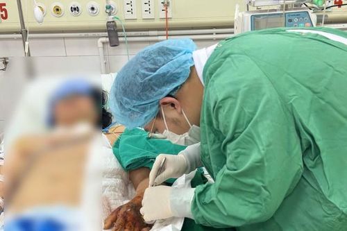 Một phụ nữ sốc nguy kịch sau tiêm thuốc ở phòng khám tư
