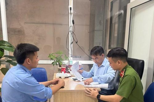 Thu quá giá, bãi trông xe cổng Bệnh viện Xanh Pôn bị phạt 15 triệu