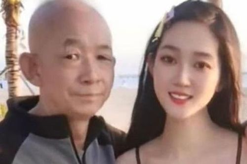 Đại gia Trung Quốc để toàn bộ tài sản cho vợ kém 28 tuổi gây tranh cãi