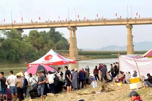 Tìm thấy thi thể người phụ nữ mất tích sau khi bỏ lại ô tô trên cầu