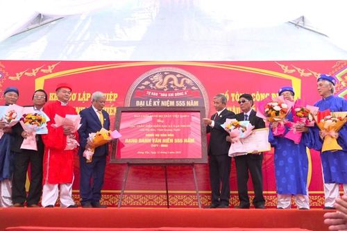 Kỷ niệm 555 năm khai cơ lập nghiệp dòng họ Trần Tiền hiền Sáu xã Vạn Phước