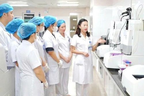 Người 'đọc' sự sống phía sau lâm sàng
