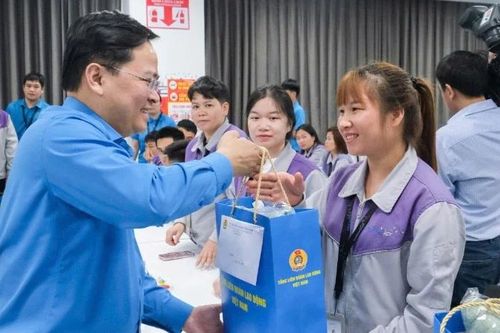 Gỡ 'điểm nghẽn' hạ tầng cho doanh nghiệp hơn 45 nghìn lao động tại Bắc Ninh