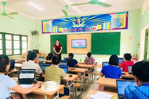 Trường Tiểu học và THCS Quảng Trường hưởng ứng Cuộc thi 'Tìm hiểu kiến thức pháp luật trên Báo Quân đội nhân dân'