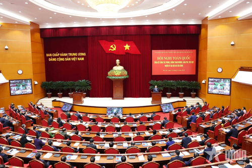 Chống lãng phí-Bảo vệ nền tảng tư tưởng của Đảng từ thực tiễn - Bài 1: Nguy hại khôn lường từ lãng phí