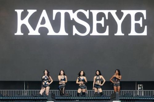 KATSEYE bất ngờ làm điều này trước thềm lễ hội Coachella
