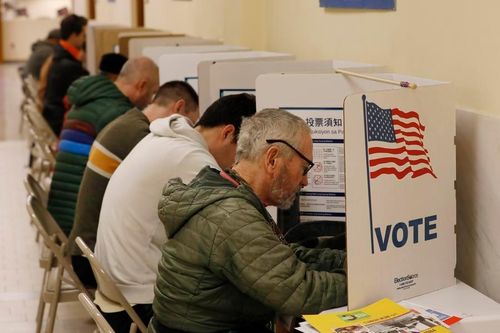 Đảng Dân chủ kiện Tổng thống Donald Trump về sắc lệnh siết hệ thống bầu cử qua thư