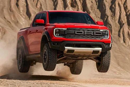 Ford Ranger Raptor V6 2026 nhận cọc tại Việt Nam, hơn 1,299 tỷ đồng?
