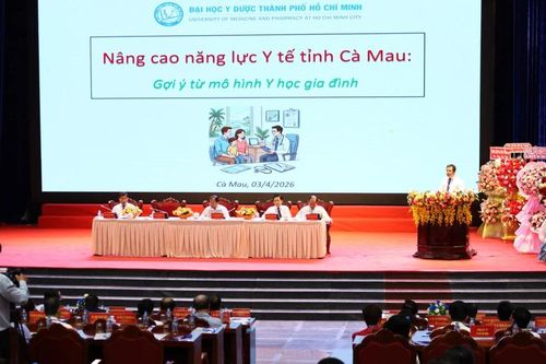 Cà Mau mời chuyên gia góp ý phát triển y tế chất lượng, hiện đại