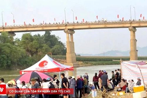 Tìm thấy thi thể người phụ nữ bỏ lại ô tô trên cầu