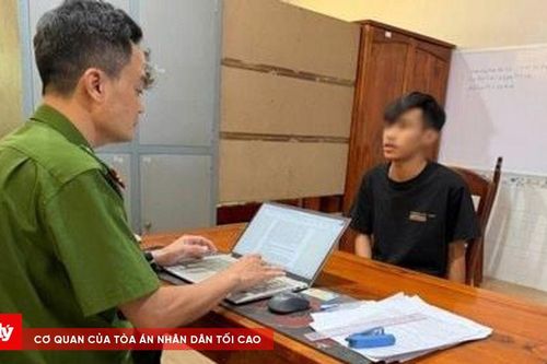 Giả vờ mua vàng để cướp giật dây chuyền