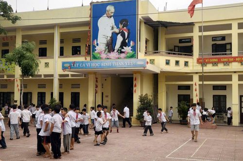 Sau vụ 300 tấn thịt lợn bệnh, nhiều trường học ở Bắc Ninh tạm dừng ăn bán trú