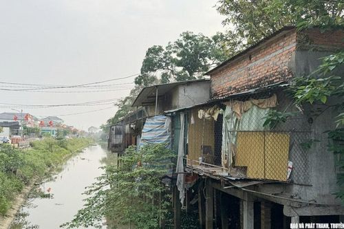 Xã Hưng Nguyên Nam giải tỏa công trình trên hành lang kênh 12/9 và hành lang tỉnh lộ 542C