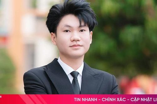Nam sinh Hà Tĩnh ghi dấu ấn tại kỳ thi TSA của Đại học Bách khoa Hà Nội