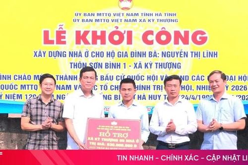 Đồng loạt khởi công và trao kinh phí xây dựng 216 nhà ở cho người dân