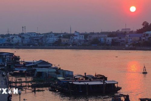 Vẻ đẹp rất riêng của chợ nổi Cái Răng ở thành phố Cần Thơ