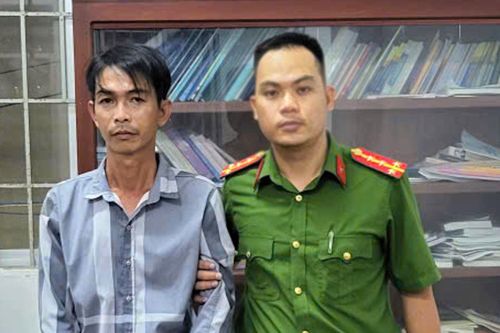 Bắt tạm giam đối tượng 'Làm giả con dấu, tài liệu của cơ quan, tổ chức và lừa đảo chíem đoạt tài sản'