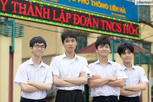 Hà Nội: Điểm chung của 4 học sinh có thành tích khủng ở lớp học 'trường làng'