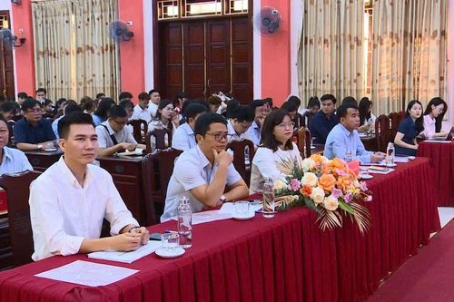 Sôi nổi hội thi 'HSSV thích ứng nghề nghiệp trong kỷ nguyên xanh và bình đẳng'