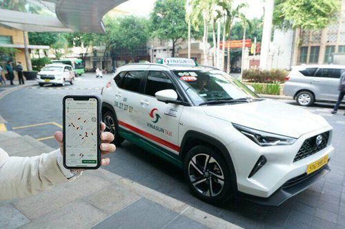 Tiếp tục nói không với xe điện, ông lớn từng có 6.000 xe taxi đặt mục tiêu lợi nhuận thấp kỷ lục