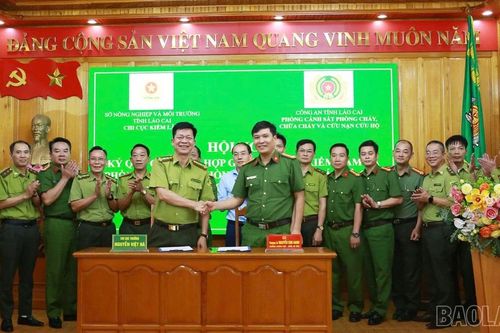 Ký kết Quy chế phối hợp phòng cháy, chữa cháy rừng trên địa bàn tỉnh Lào Cai