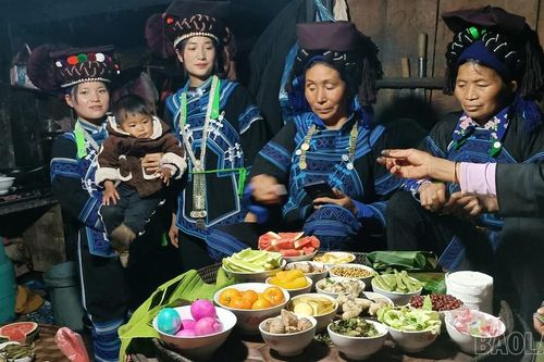 Tưng bừng Tết Gạ Ma O của người Hà Nhì