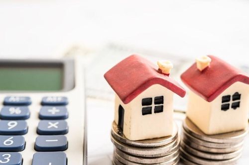 Bộ Tài chính đề xuất miễn thuế thu nhập cá nhân khi sang tên sổ đỏ cho người thân