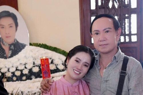 Lễ giỗ lần thứ 3 của NSƯT Vũ Linh: Hồng Loan gây xúc động bên người ba đặc biệt