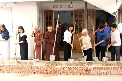 Khởi công xây dựng nhà 'Đại đoàn kết' cho hộ nghèo tại phường Hà Nam