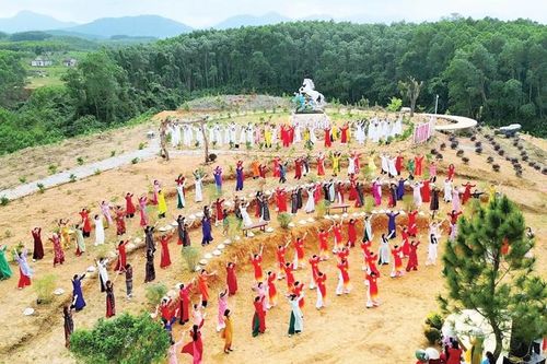 Đảng lãnh đạo phát triển kinh tế - xã hội tại các địa phương
