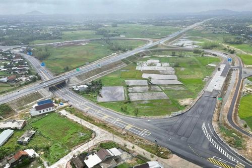 Cao tốc Hoài Nhơn - Quy Nhơn còn thi công những hạng mục nào?
