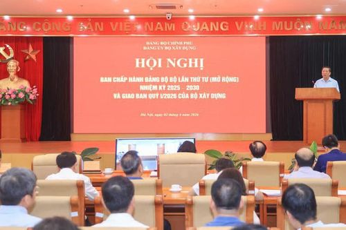 Bộ trưởng Trần Hồng Minh yêu cầu đẩy nhanh khai thác các tuyến cao tốc