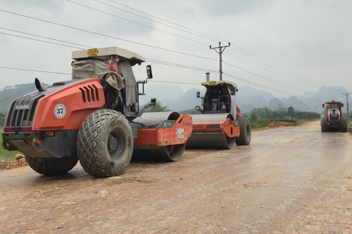 Giữ nhịp thi công giữa 'bão giá' nhiên liệu ở các công trình giao thông Thái Nguyên