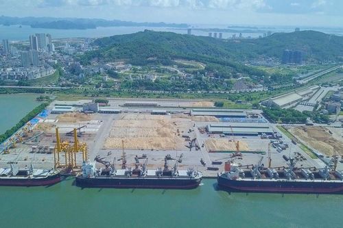 Cho phép bến cảng Cái Lân tiếp nhận tàu đến 85.000 DWT
