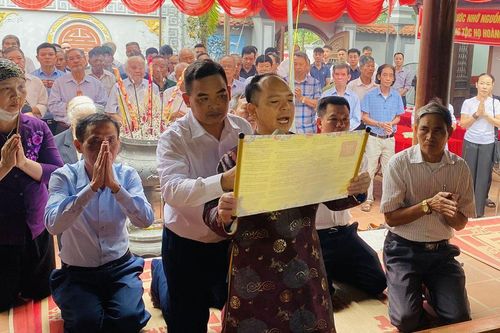 Hà Nội: Lễ giỗ Tổ họ Hoàng - Tưởng nhớ tiền nhân, phát huy truyền thống vẻ vang của dòng tộc