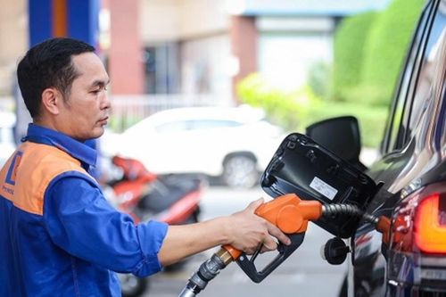Đề xuất đưa thuế dầu hỏa và dầu mazut về 0 để bình ổn giá xăng dầu