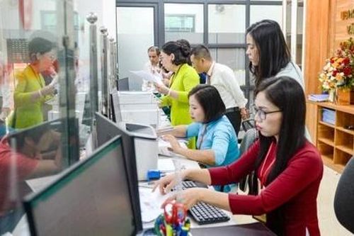 Thu hút nhân tài làm công chức
