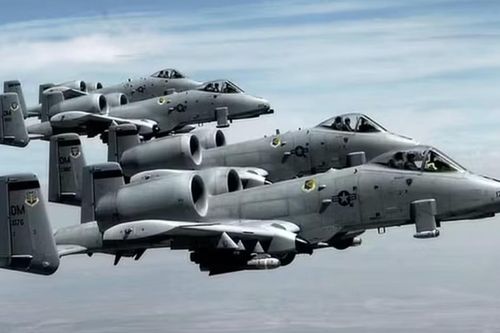 'Lợn lòi' A-10 Mỹ xuất kích dồn dập, dấu hiệu lá chắn phòng không Iran suy yếu