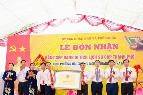 Đình Phương Hài đón nhận Bằng xếp hạng di tích lịch sử cấp thành phố