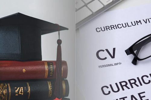Bằng đại học chỉ là điều kiện cần: 'Cánh cổng' việc làm ngày càng nhiều 'ổ khóa'