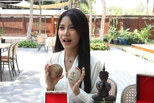 Hoa hậu Thái Lan mất 2,6 triệu baht vì bị lừa đảo 'bùa yêu'